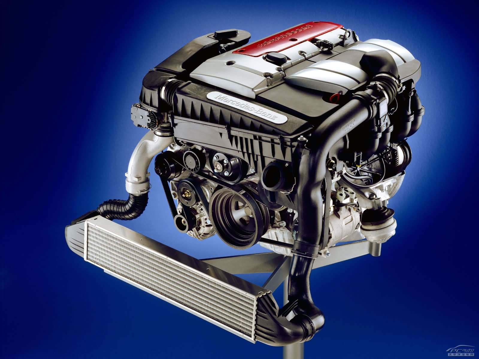 发动机周边部件